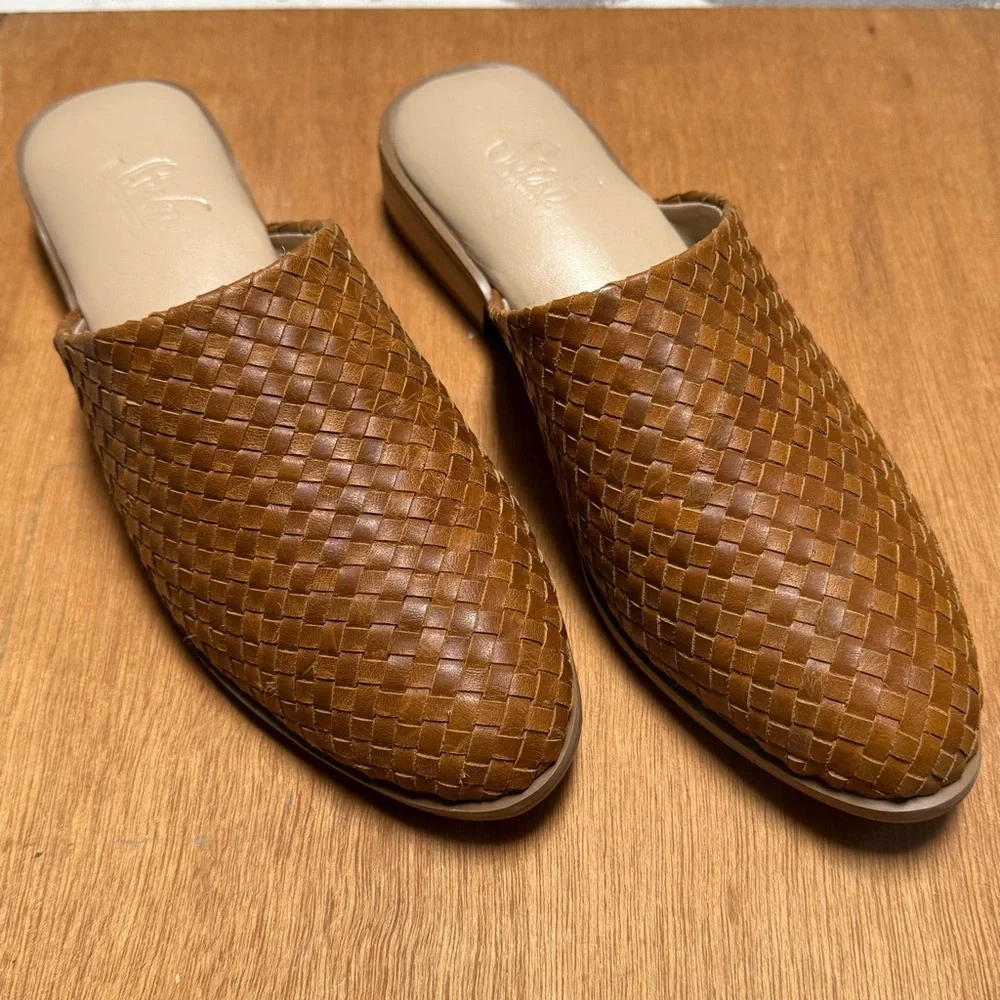 Sseko | Woven Leather Cloud Mules | Size 8 - Picture 6 of 13